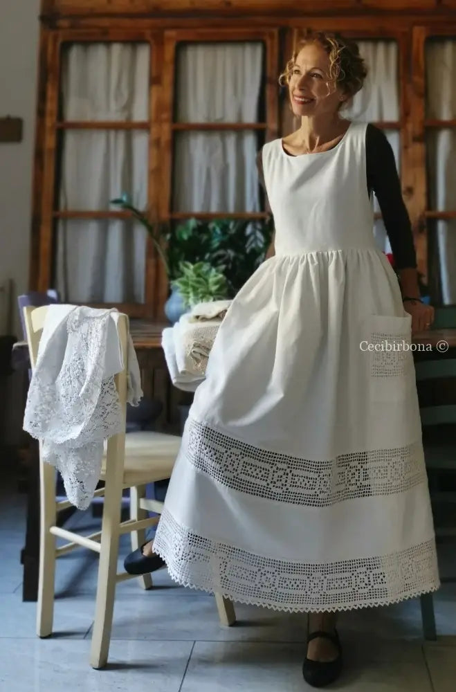 Grembiule per donna da cucina con balza uncinetto (Ref. 93) grembiule donna tessuti antichi