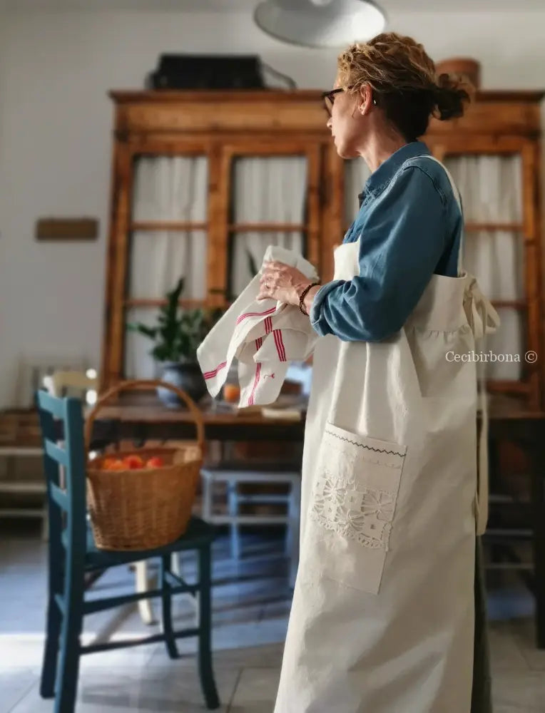 Grembiule per donna da cucina in ghinea ricamata - grembiule ricamato grembiule donna tessuti antichi