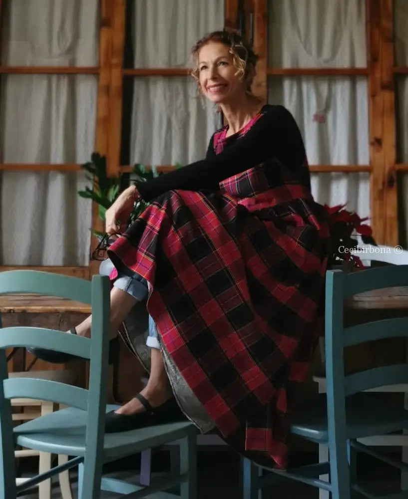 Grembiule per donna in tartan ciclamino e nero (Ref. 32) grembiule donna tessuti moderni