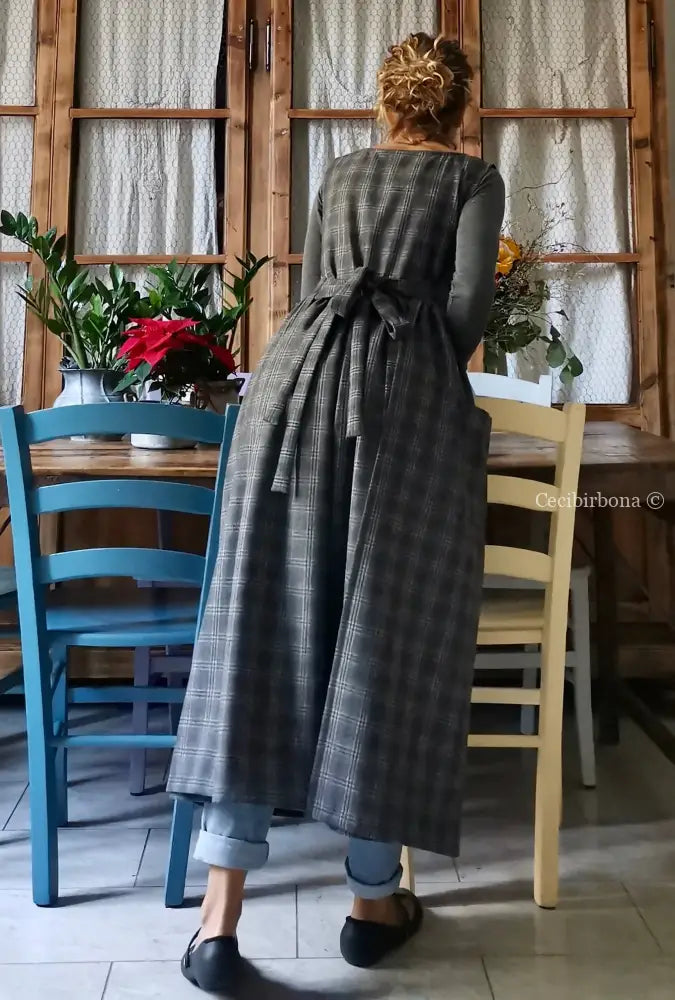 Grembiule per donna in tartan nero e grigio (Ref. 62) grembiule donna tessuti moderni