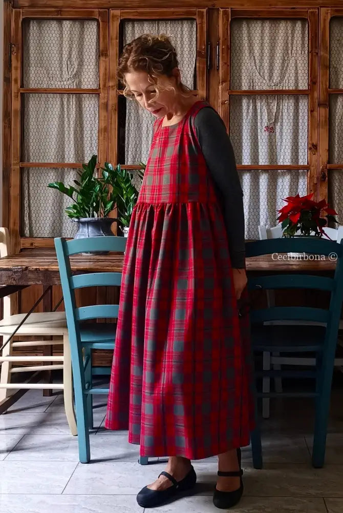 Grembiule per donna in tartan rosso e grigio (Ref. 41) grembiule donna tessuti moderni