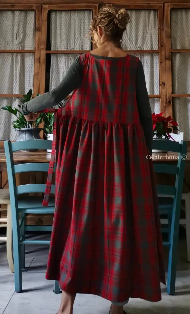 Grembiule per donna in tartan rosso e grigio (Ref. 41) grembiule donna tessuti moderni
