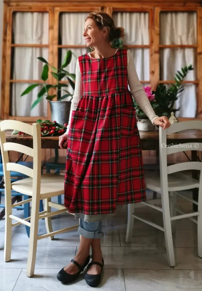 Grembiule per donna in tartan rosso (Ref. 42) grembiule donna tessuti moderni
