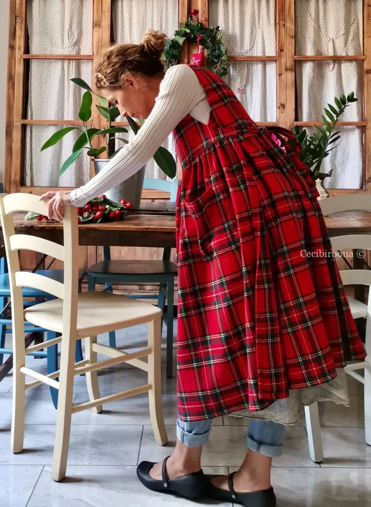 Grembiule per donna in tartan rosso (Ref. 42) grembiule donna tessuti moderni