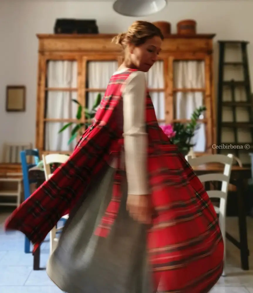 Grembiule per donna in tartan rosso (Ref. 42) grembiule donna tessuti moderni