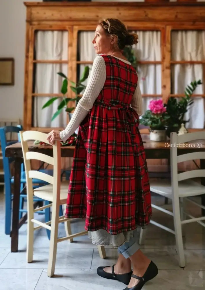 Grembiule per donna in tartan rosso (Ref. 42) grembiule donna tessuti moderni