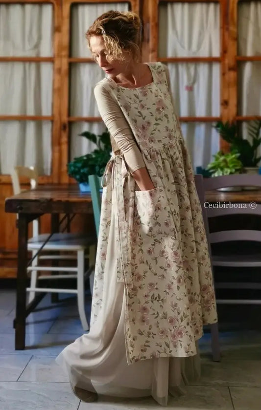 Grembiule romantico con le rose di campagna (Ref. 164) grembiule donna tessuti moderni