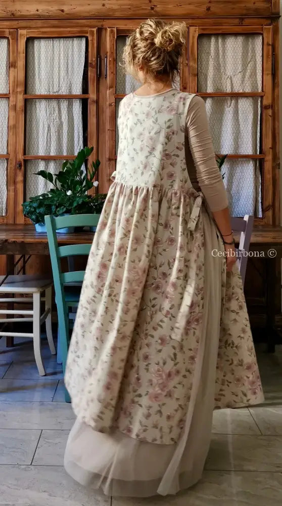 Grembiule romantico con le rose di campagna (Ref. 164) grembiule donna tessuti moderni