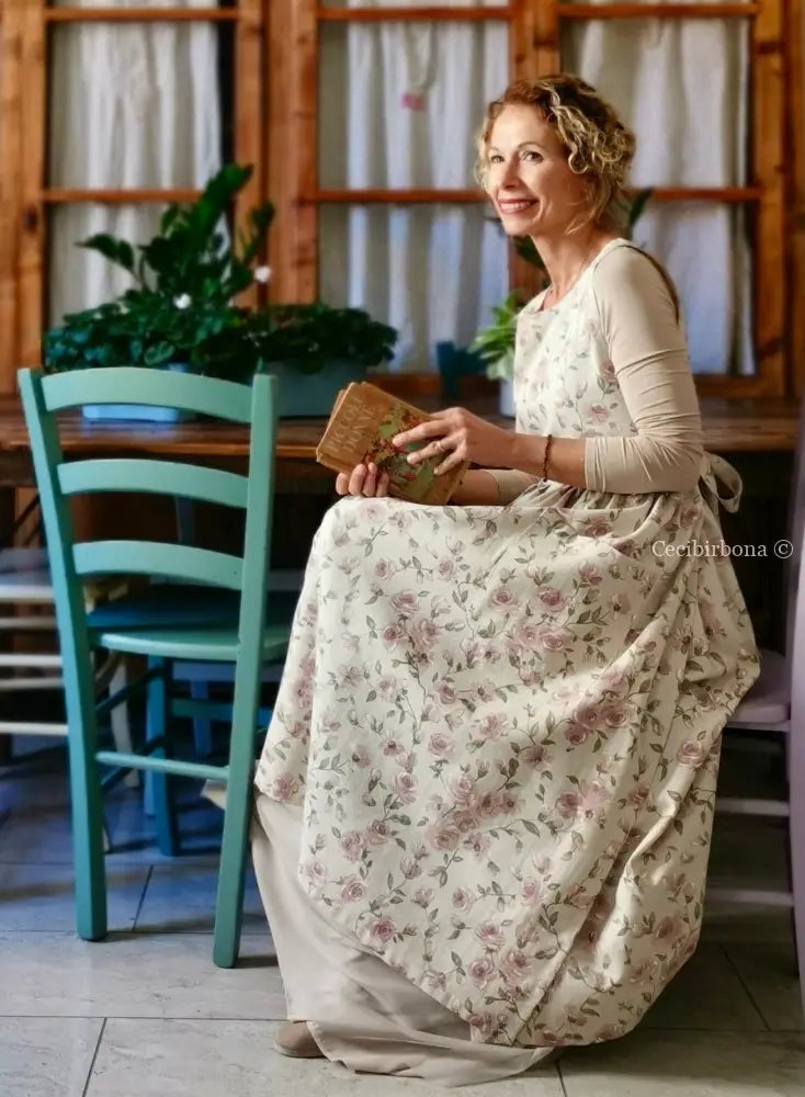 Grembiule romantico con le rose di campagna (Ref. 164) grembiule donna tessuti moderni