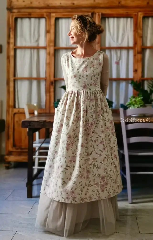 Grembiule romantico con le rose di campagna (Ref. 164) grembiule donna tessuti moderni