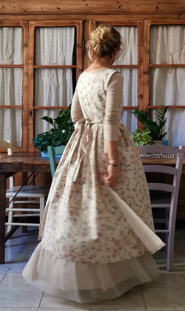 Grembiule romantico con le rose di campagna (Ref. 164) grembiule donna tessuti moderni