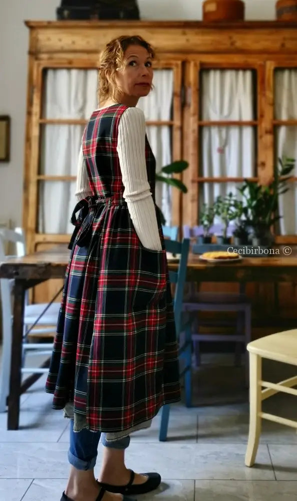 Grembiule tartan blu e rosso (Ref. 44) grembiule donna tessuti moderni