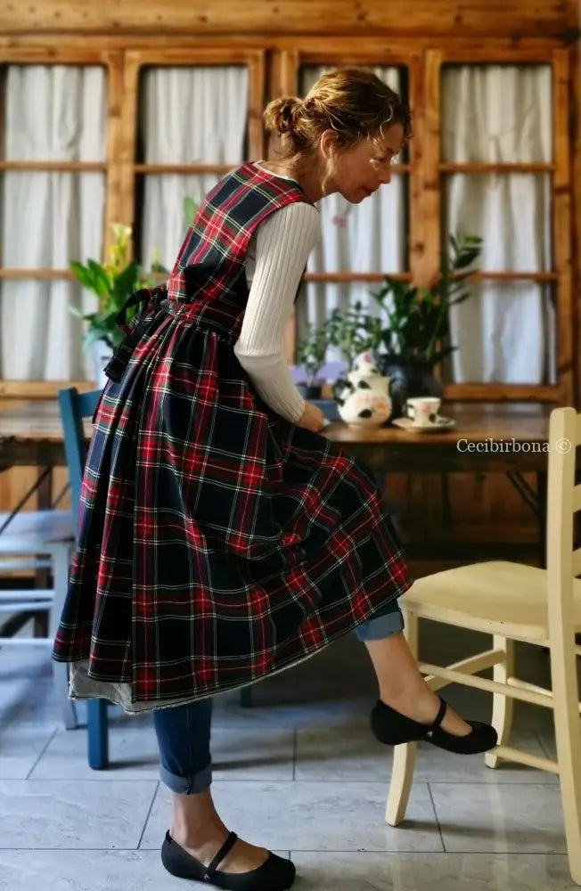 Grembiule tartan blu e rosso (Ref. 44) grembiule donna tessuti moderni