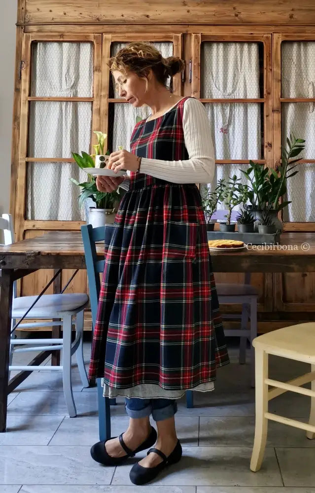 Grembiule tartan blu e rosso (Ref. 44) grembiule donna tessuti moderni