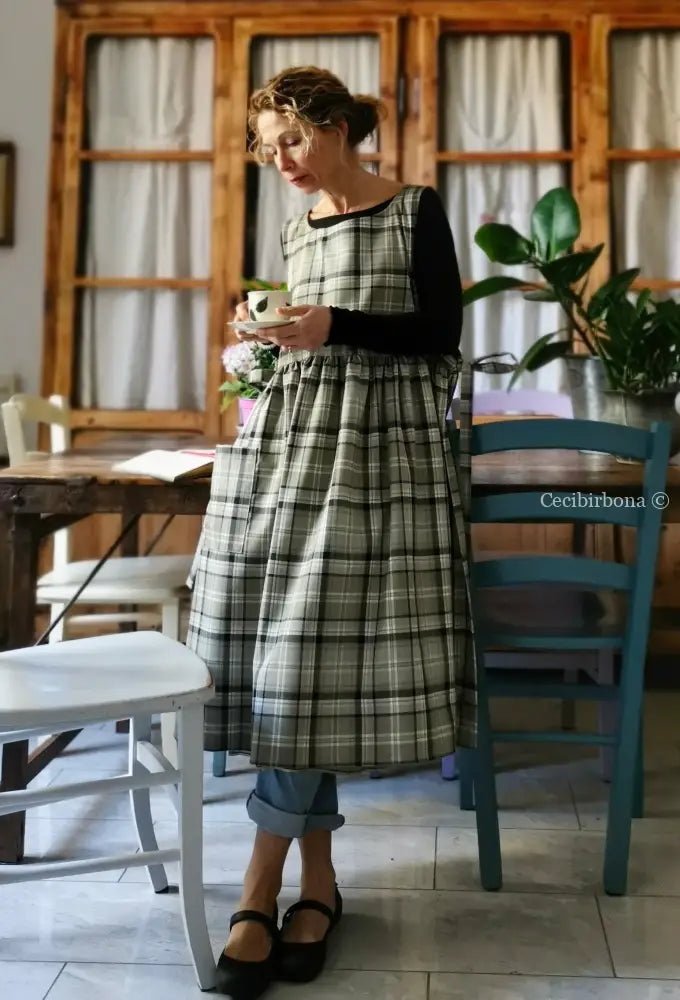 Grembiule tartan grigio e verde (Ref. 412) grembiule donna tessuti moderni