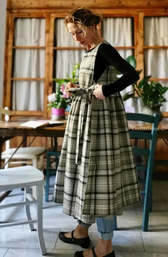 Grembiule tartan grigio e verde (Ref. 412) grembiule donna tessuti moderni