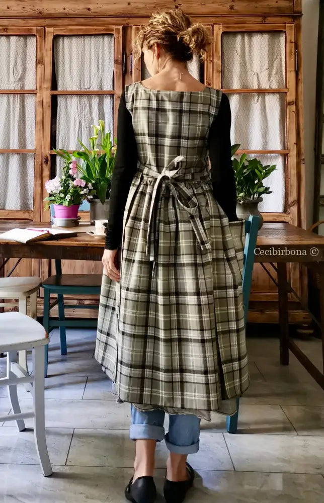Grembiule tartan grigio e verde (Ref. 412) grembiule donna tessuti moderni
