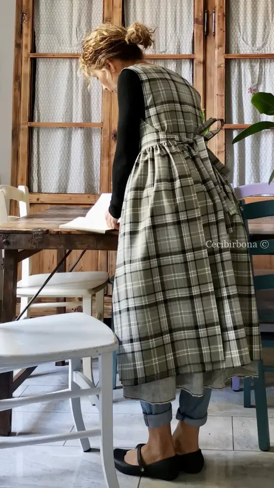 Grembiule tartan grigio e verde (Ref. 412) grembiule donna tessuti moderni
