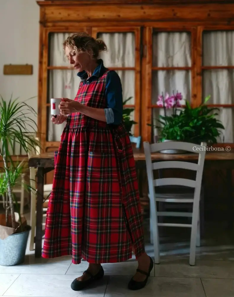 Grembiule tartan in pura lana rossa (Ref. 424) grembiule donna tessuti moderni
