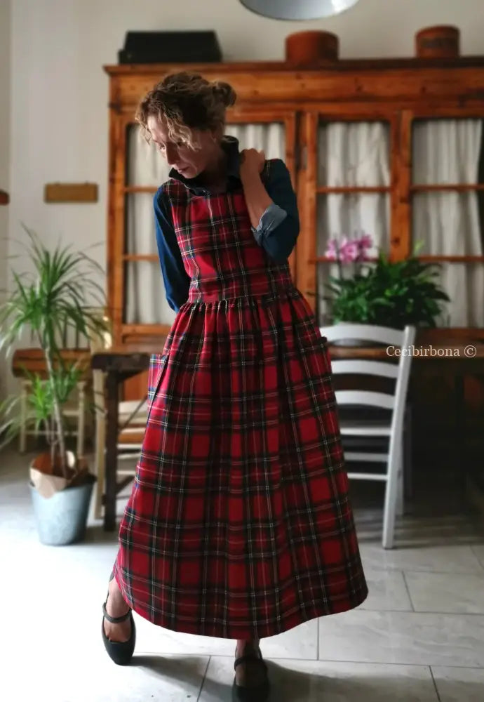 Grembiule tartan in pura lana rossa (Ref. 424) grembiule donna tessuti moderni