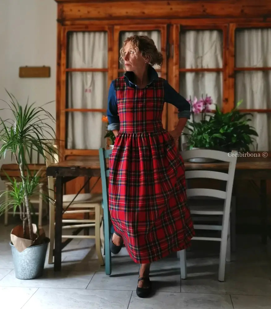 Grembiule tartan in pura lana rossa (Ref. 424) grembiule donna tessuti moderni