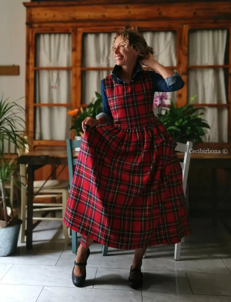 Grembiule tartan in pura lana rossa (Ref. 424) grembiule donna tessuti moderni