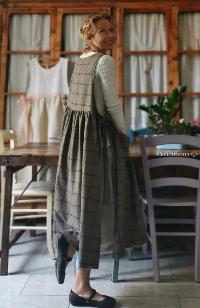 Grembiule tartan marrone con tasche (Ref. 66) grembiule donna tessuti moderni