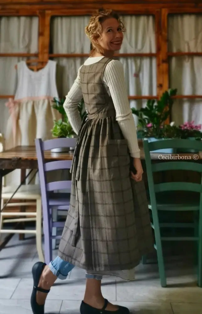 Grembiule tartan marrone con tasche (Ref. 66) grembiule donna tessuti moderni