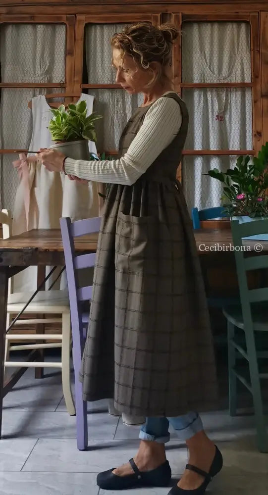 Grembiule tartan marrone con tasche (Ref. 66) grembiule donna tessuti moderni