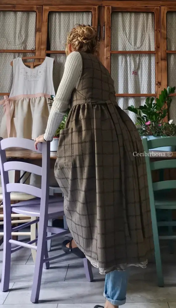 Grembiule tartan marrone con tasche (Ref. 66) grembiule donna tessuti moderni