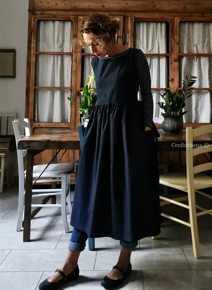 Il grembiule da cucina in chambray blu (Ref.315) grembiule donna tessuti moderni