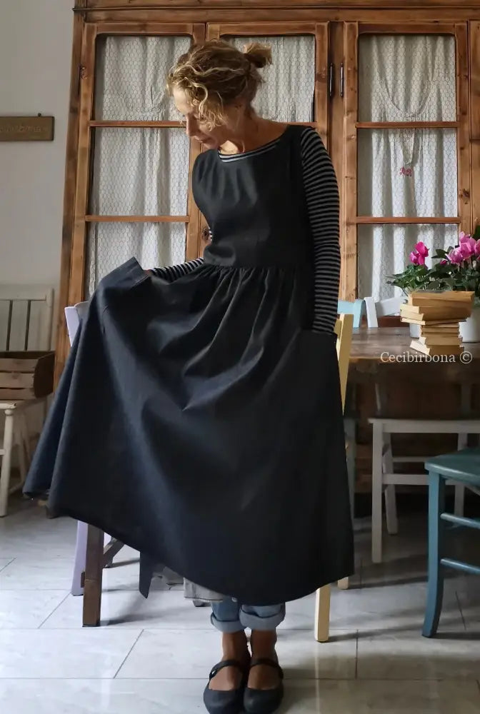 Il grembiule da cucina in chambray blu (Ref. 63) grembiule donna tessuti moderni