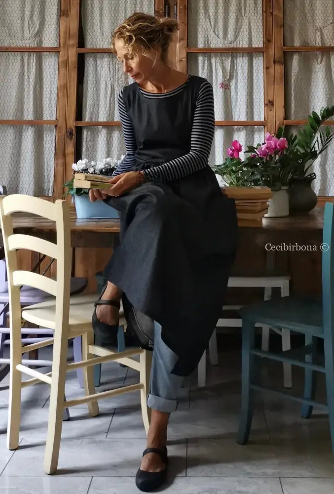 Il grembiule da cucina in chambray blu (Ref. 63) grembiule donna tessuti moderni