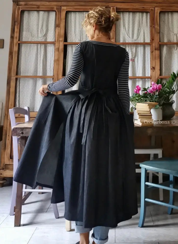 Il grembiule da cucina in chambray blu (Ref. 63) grembiule donna tessuti moderni