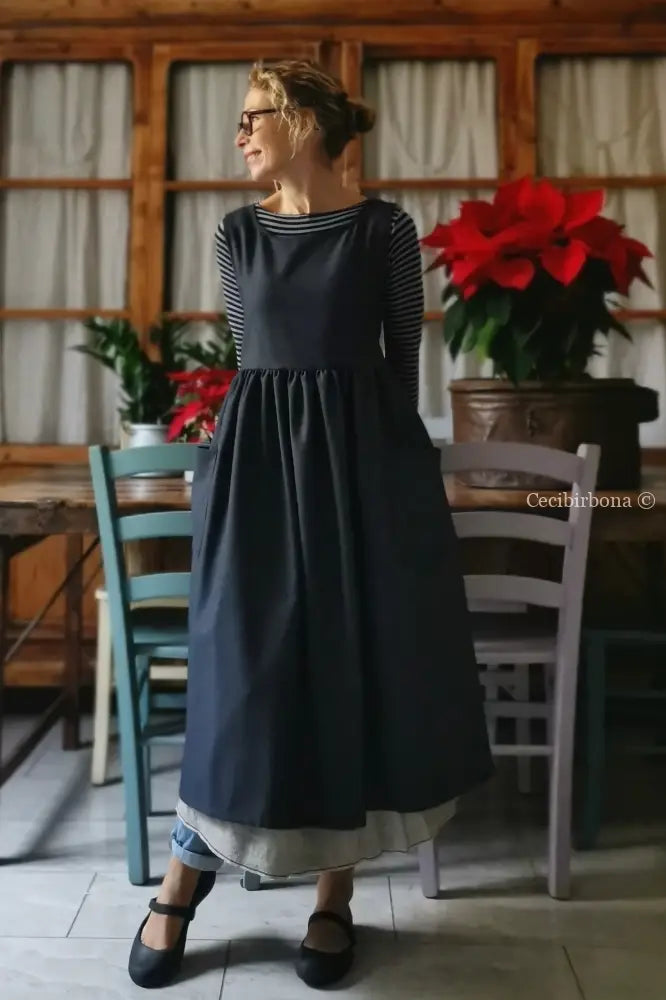 Il grembiule da cucina in denim di lana blu (Ref. 37) grembiule donna tessuti moderni