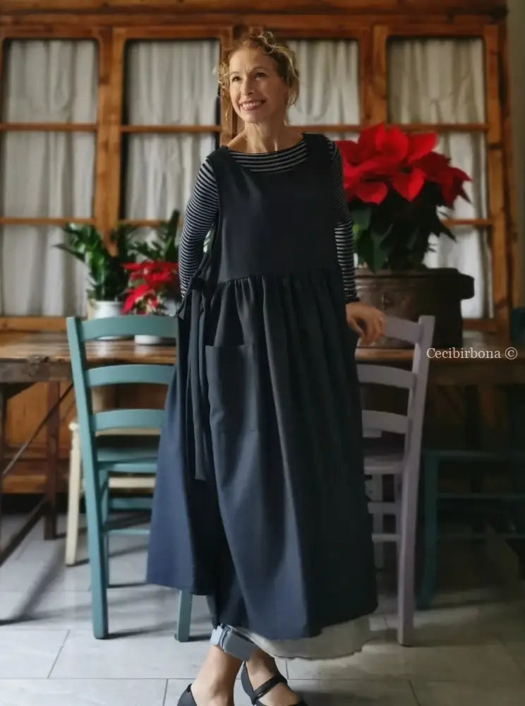 Il grembiule da cucina in denim di lana blu (Ref. 37) grembiule donna tessuti moderni