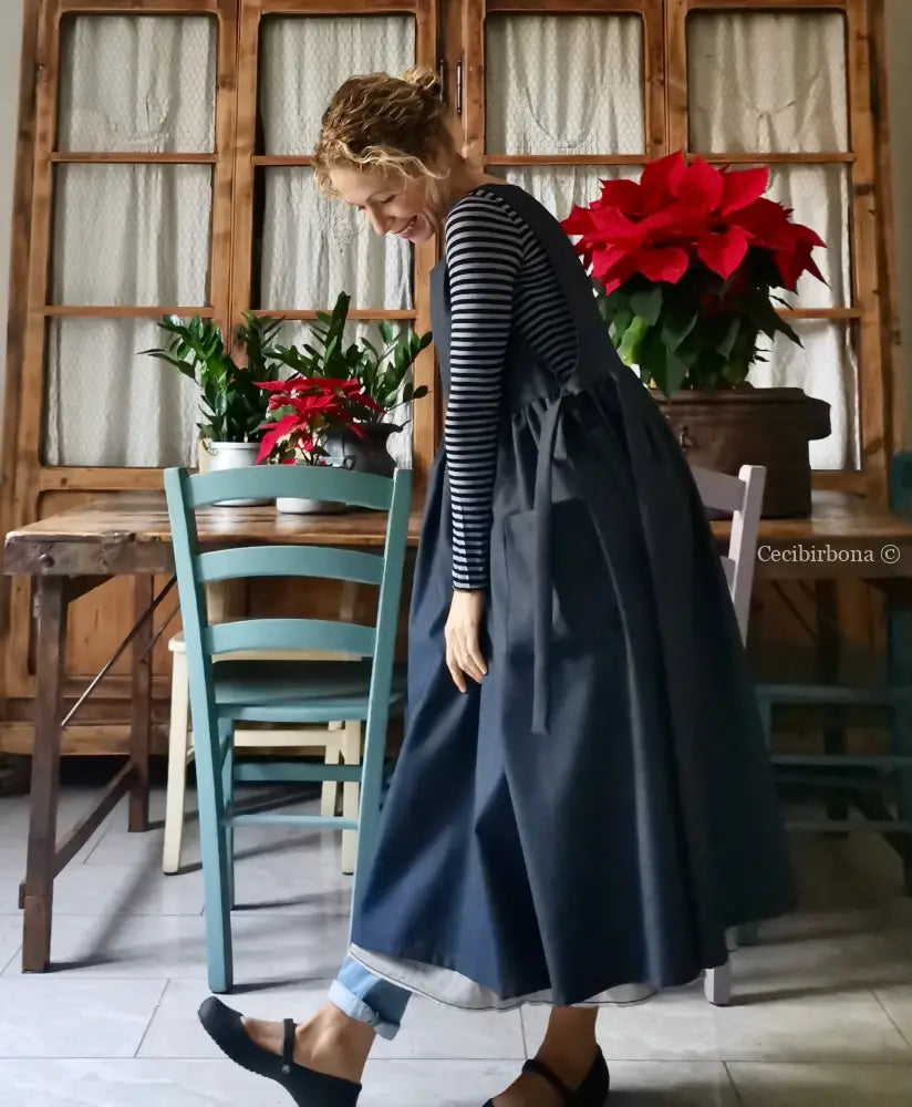 Il grembiule da cucina in denim di lana blu (Ref. 37) grembiule donna tessuti moderni