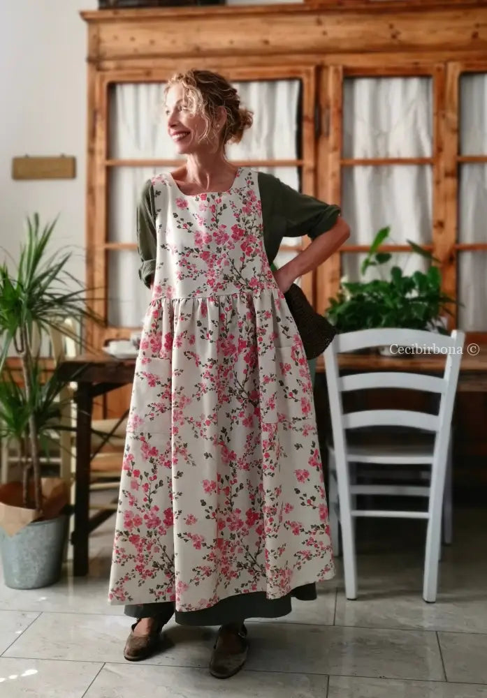 Il grembiule della primavera con lacci di gros grain (Ref. 404) grembiule donna tessuti moderni