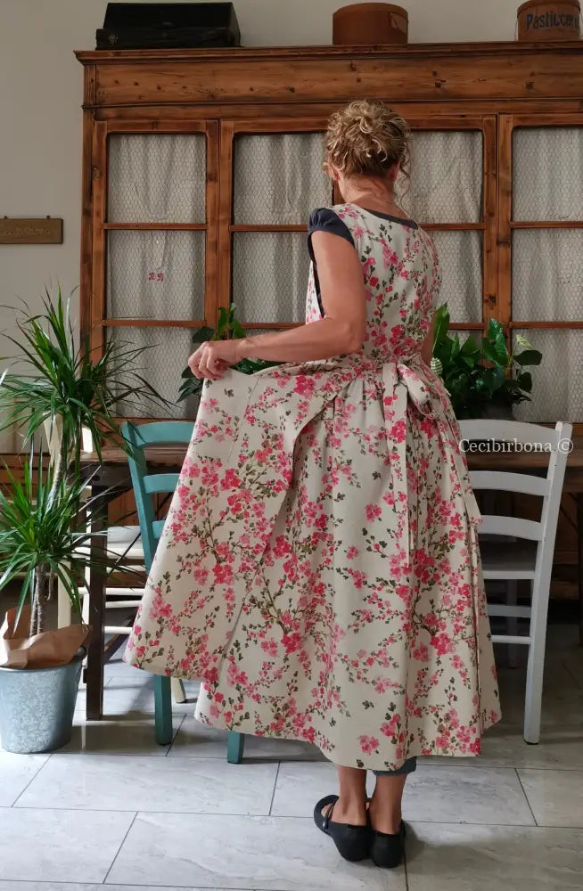 Il grembiule della primavera (Ref. 399) grembiule donna tessuti moderni