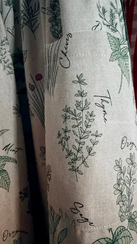 Il grembiule delle erbe aromatiche (Ref. 532) - grembiule donna tessuti moderni