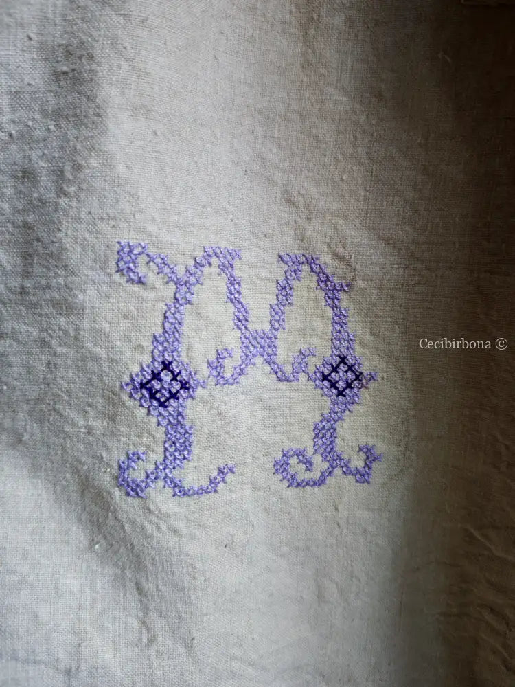 Il grembiule in lino con la dama con l’ombrellino (Ref. 477) grembiule donna tessuti antichi