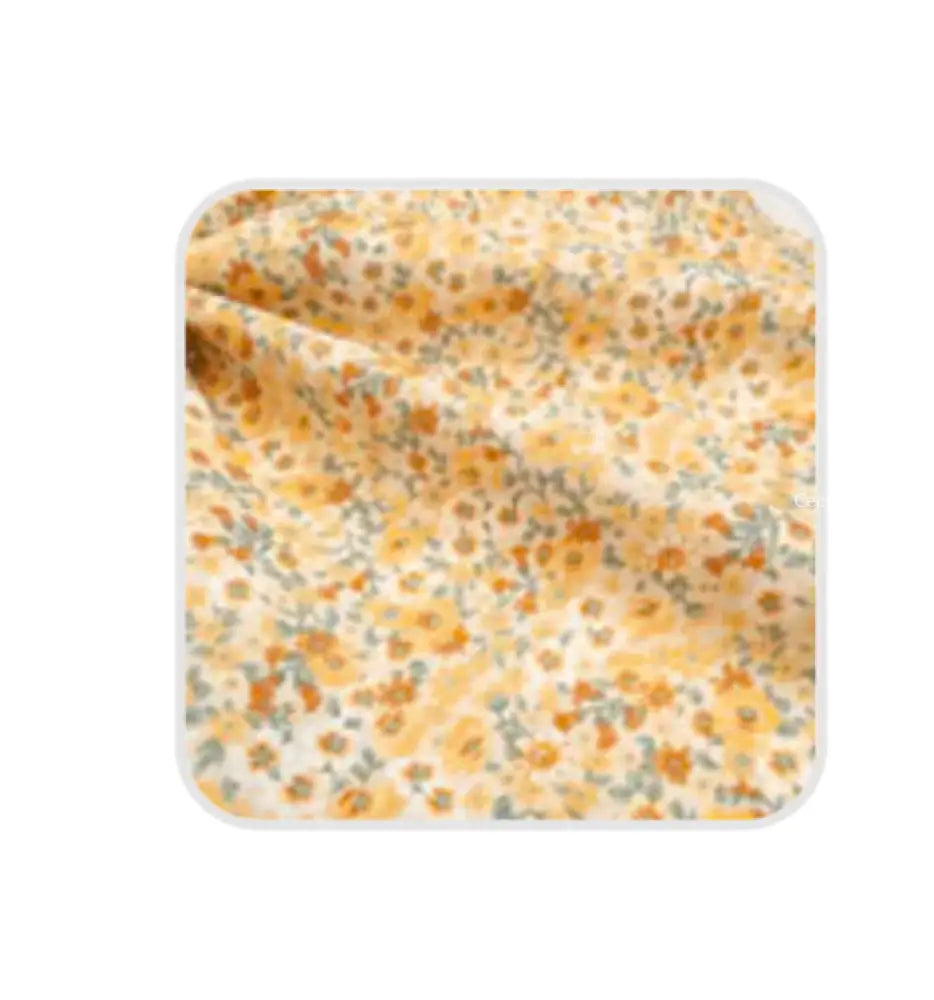 Il grembiulino bianco con le rouche gialle grembiule scuola bimba