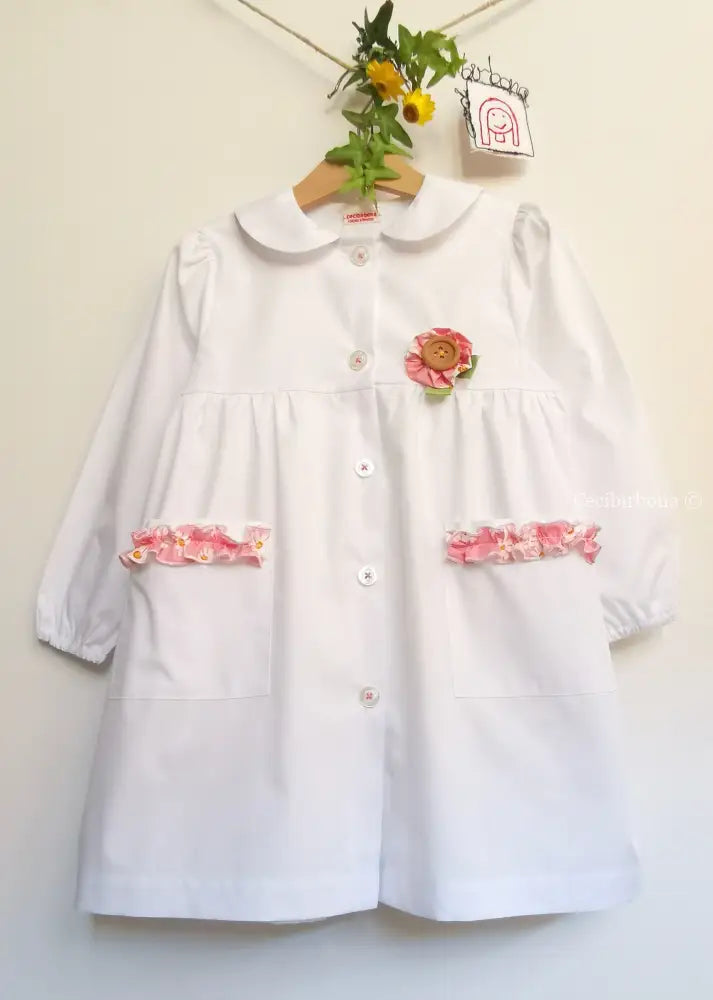 Il grembiulino con le margherite - Grembiule bianco per asilo con tasche a fiorellini grembiule asilo bimba