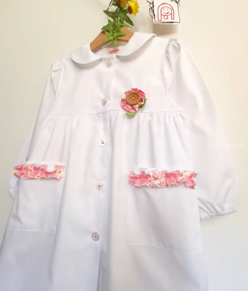 Il grembiulino con le margherite - Grembiule bianco per asilo con tasche a fiorellini grembiule asilo bimba