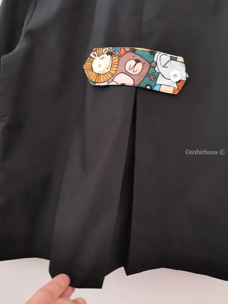 La casacchina nera per la scuola elementare per bimbo 6-7 grembiule scuola bimbo