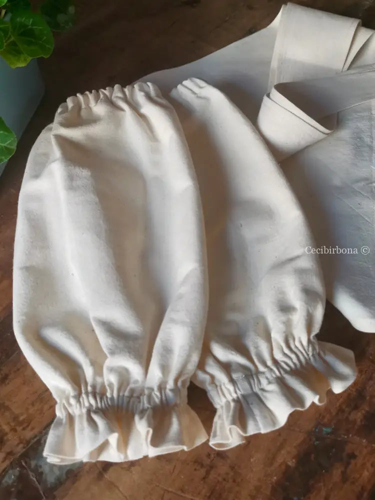 Manichette e foulard in tessuto di ghinea accessori cucina