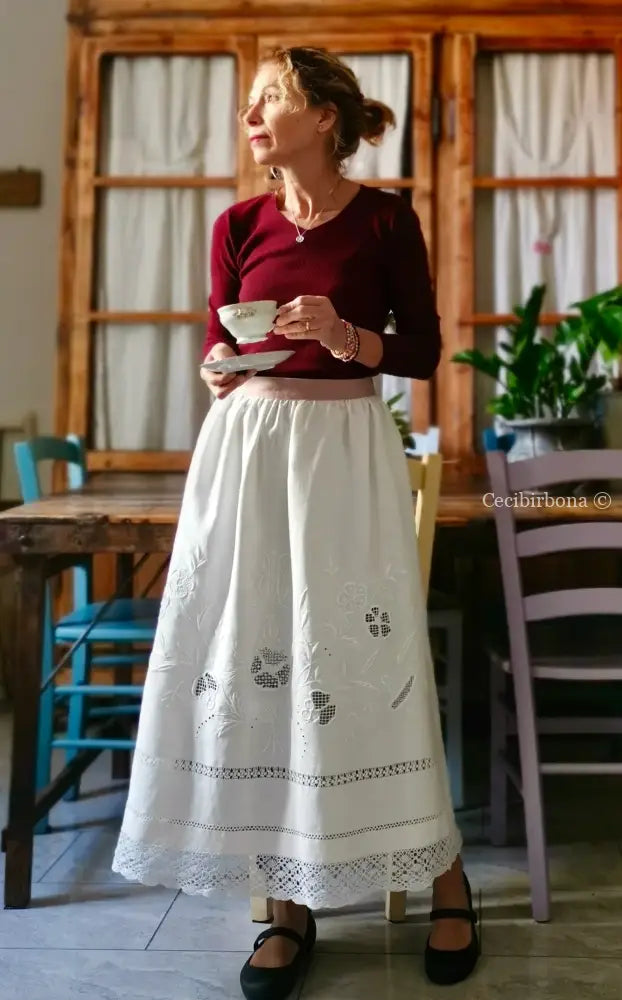 Mezzo grembiule in lino ricamato con monogramma e fascia rosa (Ref. 172) grembiule donna in tessuto antico