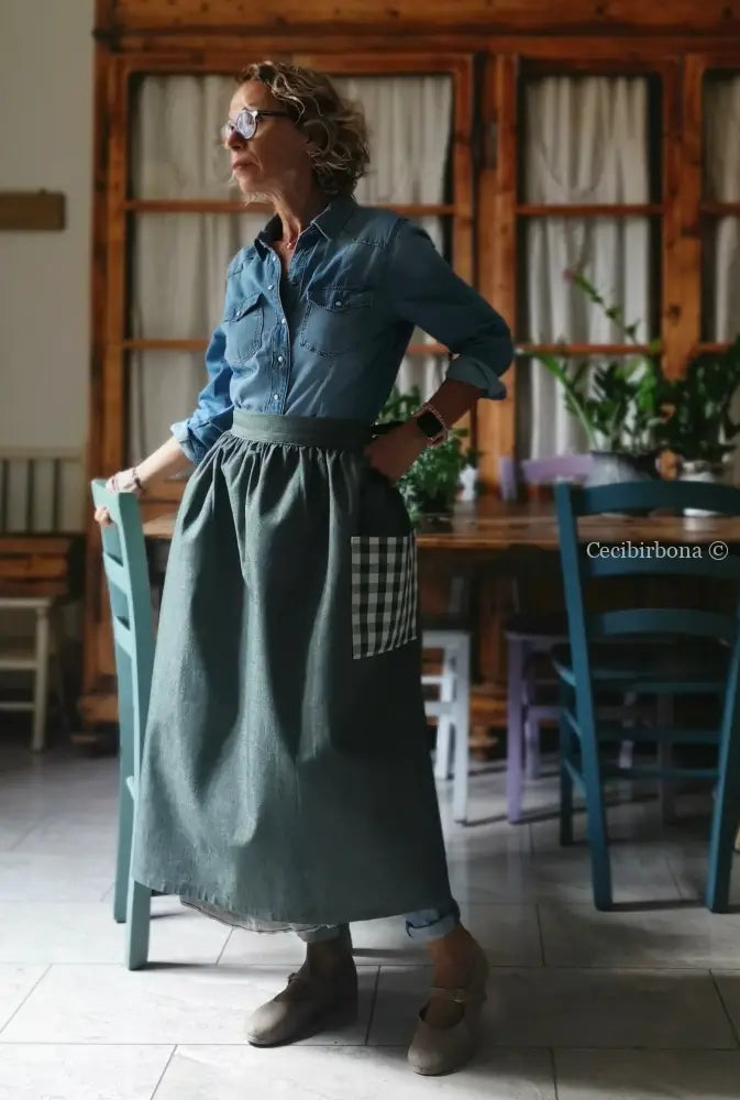 Mezzo grembiule verde con tasche a quadri (Ref. 326) grembiule donna tessuti moderni