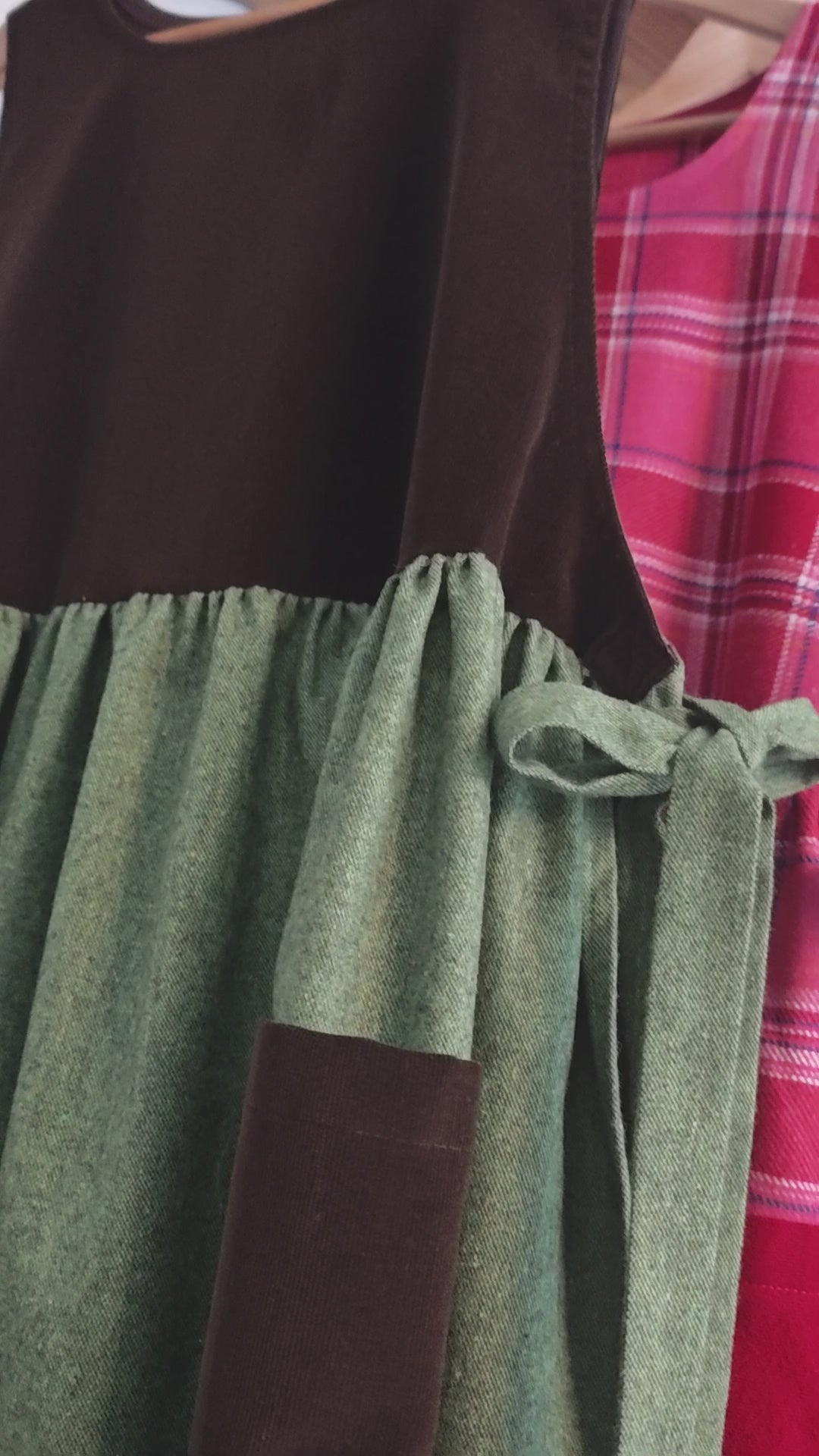 Reserved for Terri Houndstooth Wool Apron (Ref. 461) – Cecibirbona