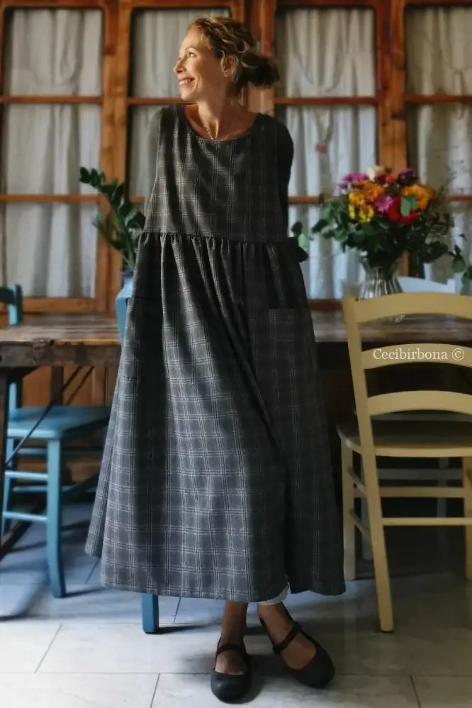 Riservato per Carla Grembiule per donna in tartan nero e grigio (Ref. 62) grembiule donna tessuti moderni